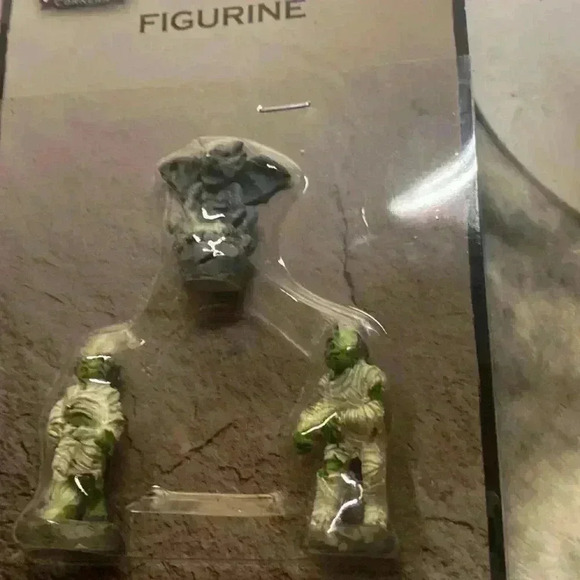 Vintage Lot of 5 of the Tombstone Corners Set Of 3 - Picture 6 of 7